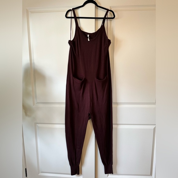 Paper Label onesie/jumpsuit - Picture 3 of 3